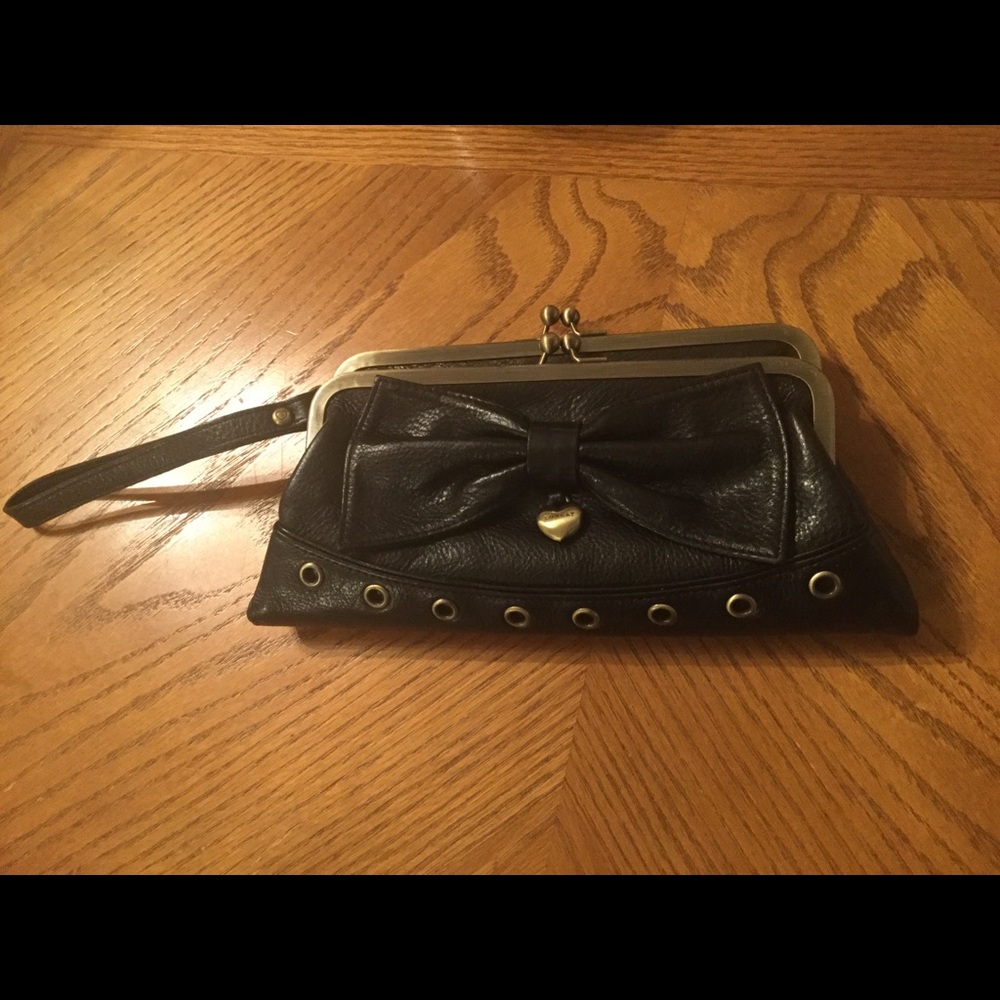 Lovcat double clutch wristlet